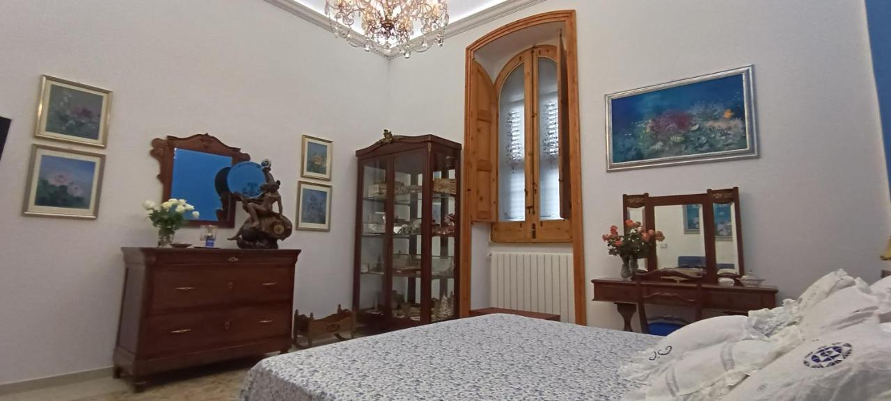 Amanda'S Suite Таранто Экстерьер фото